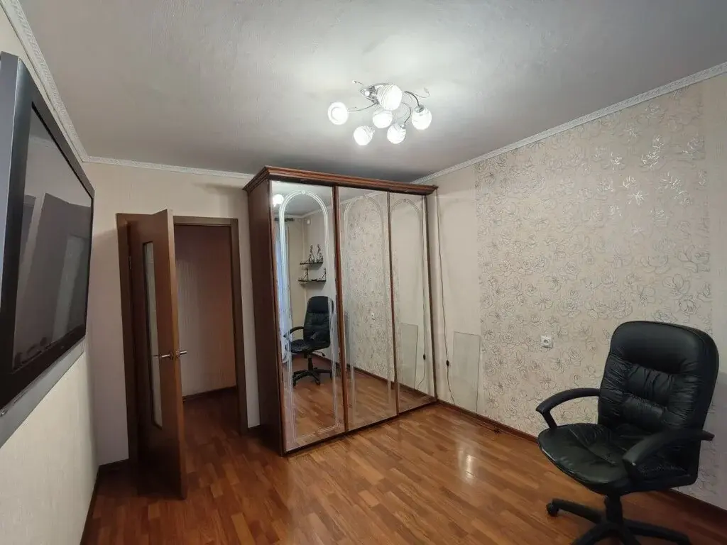 3-х комн кв пр. Ленина, 68, кухня 8,3 кв.м., в отл сост. 5 млн 500 тыс - Фото 9