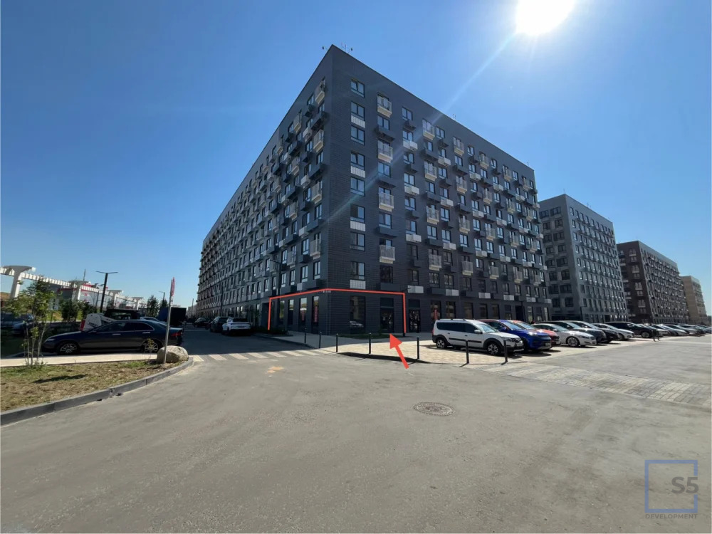 Аренда торгового помещения, м. Крылатское, посёлок Ильинское-Усово - Фото 1