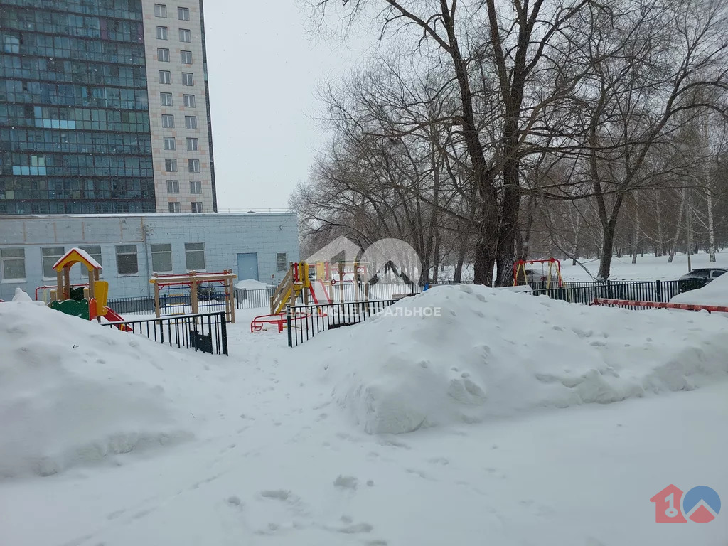 городской округ Новосибирск, Новосибирск, улица Петухова, д.16, ... - Фото 6