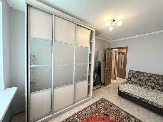 Продам двухкомнатную (2-комн.) квартиру, Гагарина пр-кт, 4, Нижний ... - Фото 3