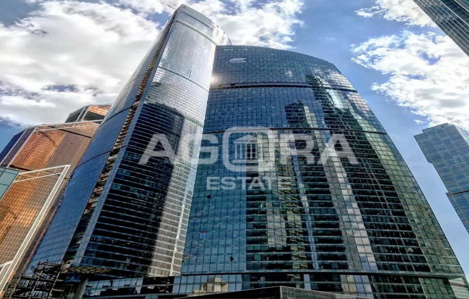 Продажа торгового помещения, м. Деловой центр, Пресненская наб - Фото 1