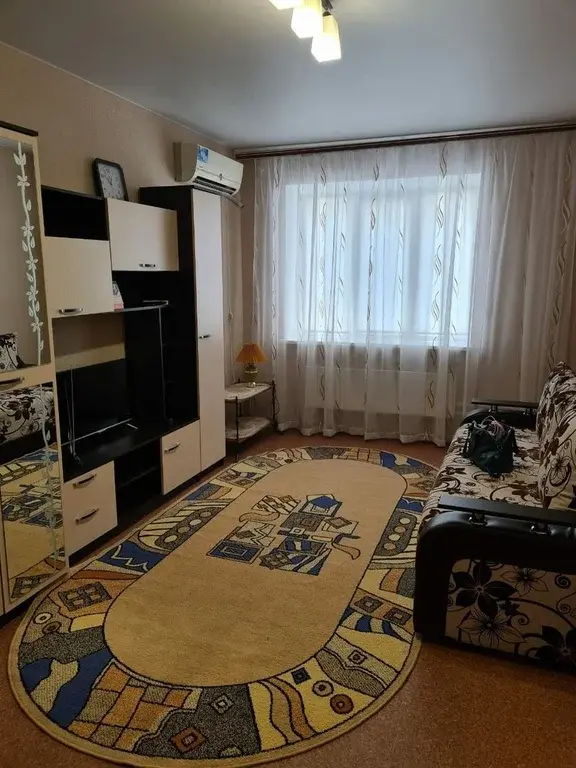 Сдается однушка на длительный срок - Фото 0