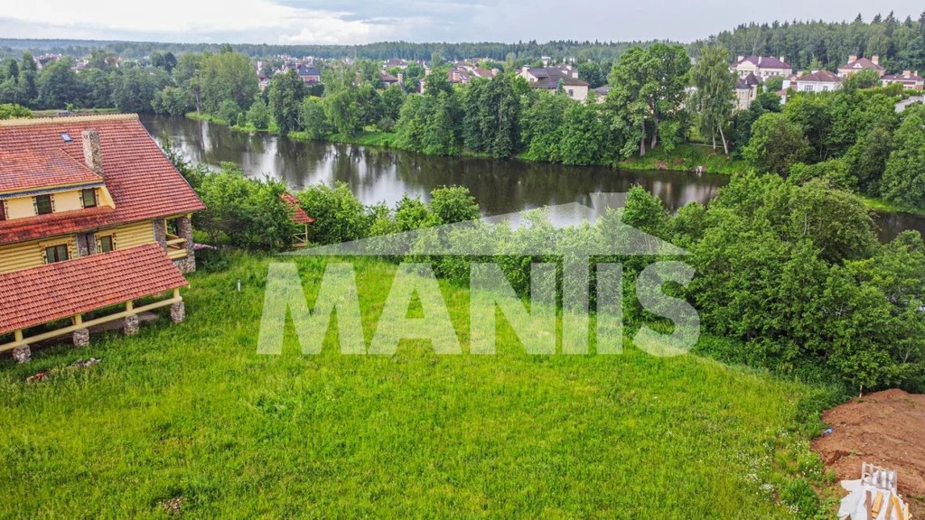 Участок на берегу в Славково - Фото 3