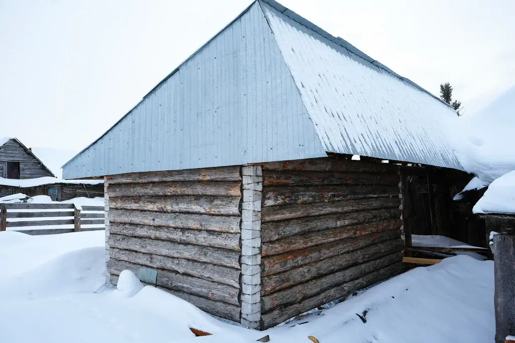 Продаётся просторный дом с земельным участком в деревне Ташкинова - Фото 14