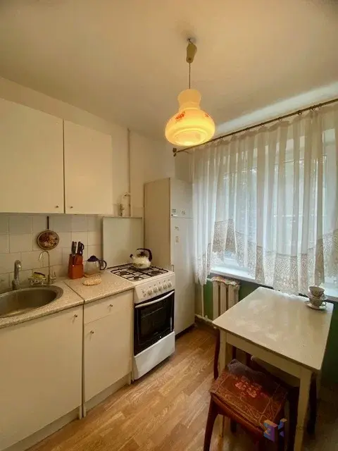 Продам квартиру - Фото 5