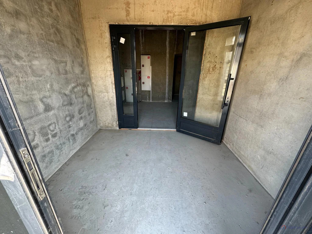 Продажа торгового помещения, улица Маршала Еременко - Фото 4