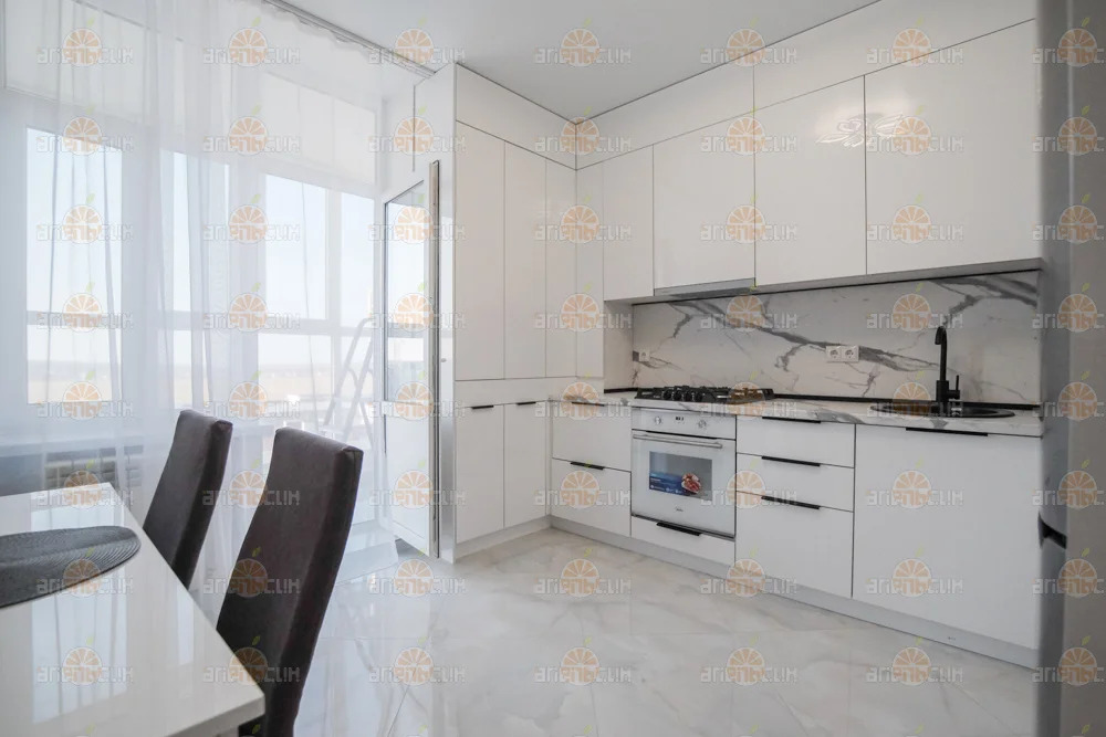 2-комн. квартира - Фото 1