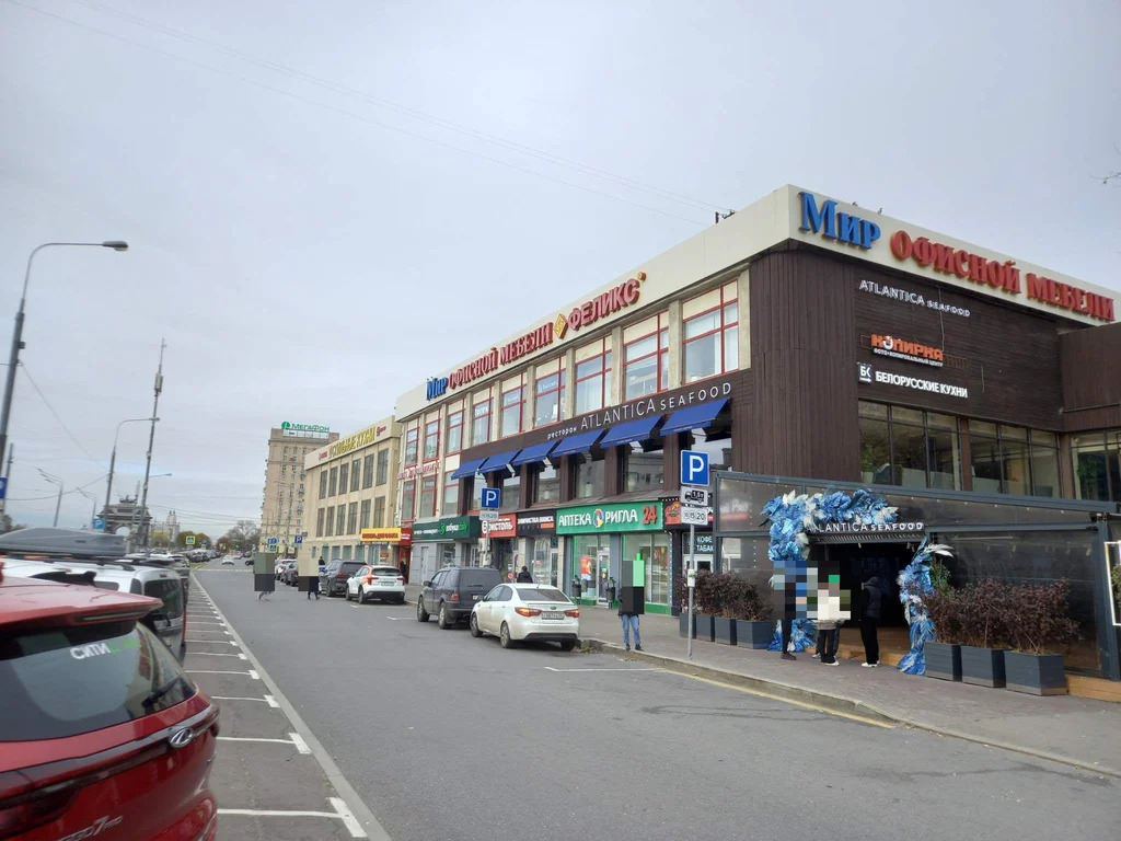 Торговая площадь 21 м2 в аренду - Фото 1