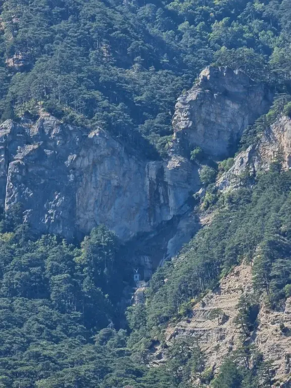 Уникальный участок, у горной реки - Фото 8