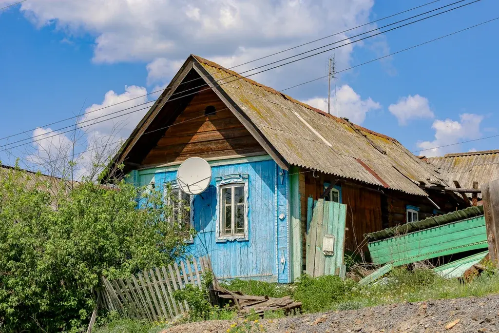 В продаже домик, расположенный в живописном городе Нязепетровске на ул - Фото 5