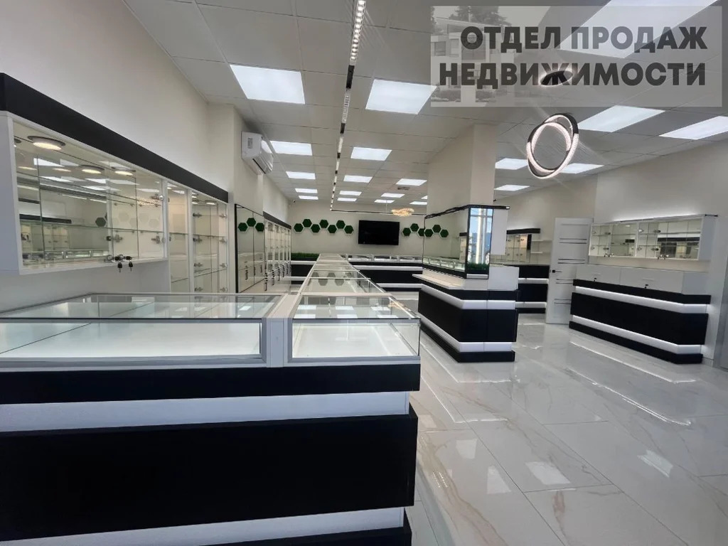 Помещение с оборудованием для ювелирного магазина - Фото 3