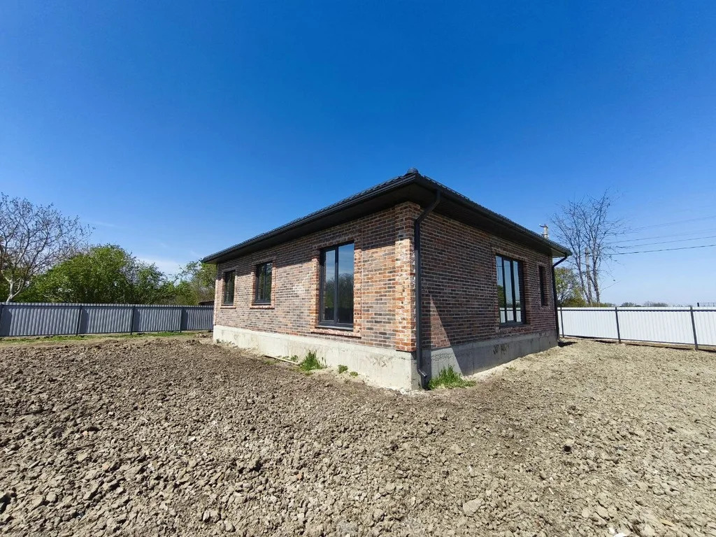 Продажа дома, Львовское, Северский район, ул. Октябрьская - Фото 1