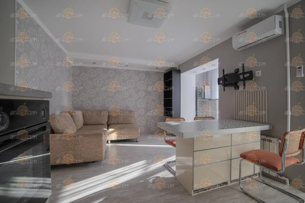 2-комн. квартира - Фото 2