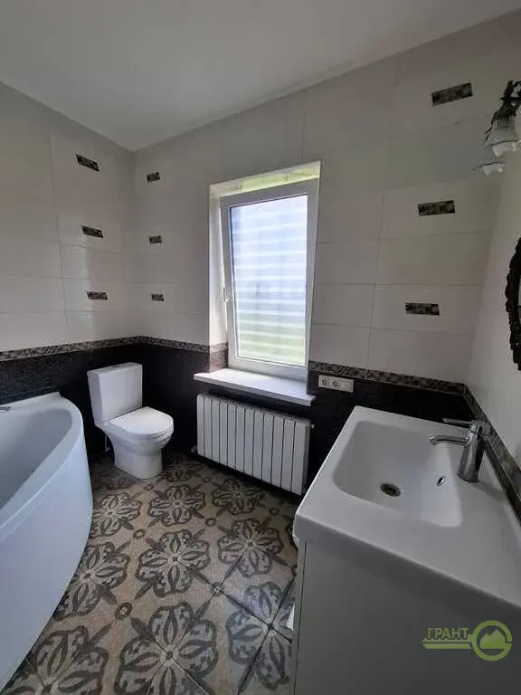 Жилой    5-комнатный  ДОМ  с МЕБЕЛЬЮ  ГАРАЖОМ в БЕЛГОРОДЕ в рай - Фото 15