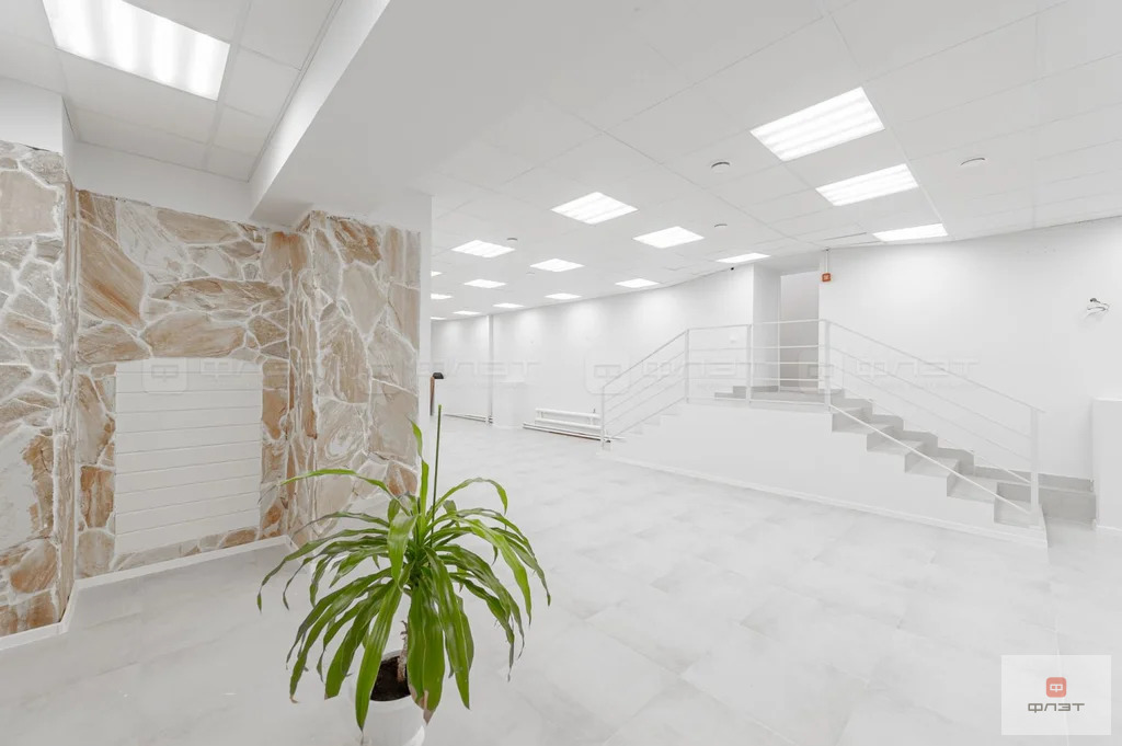 Продажа торгового помещения, Казань, ул. Галии Кайбицкой - Фото 0