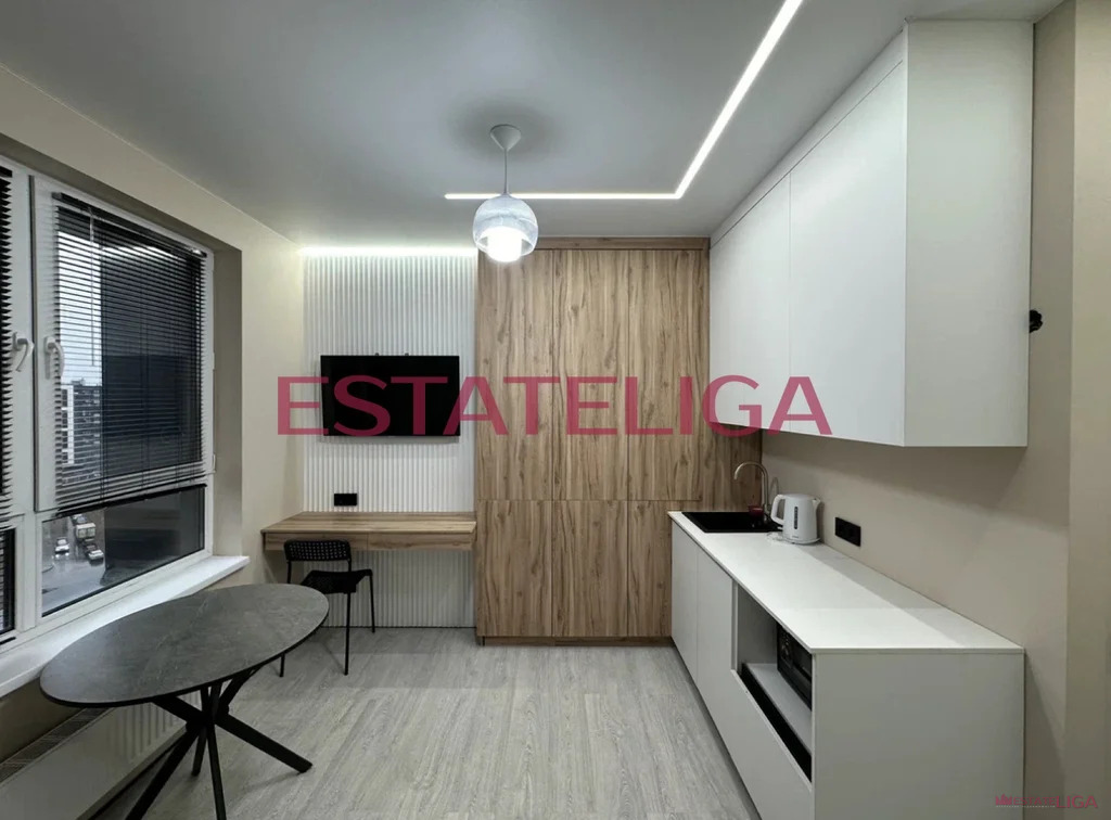 Продажа квартиры, проспект Куприна - Фото 1