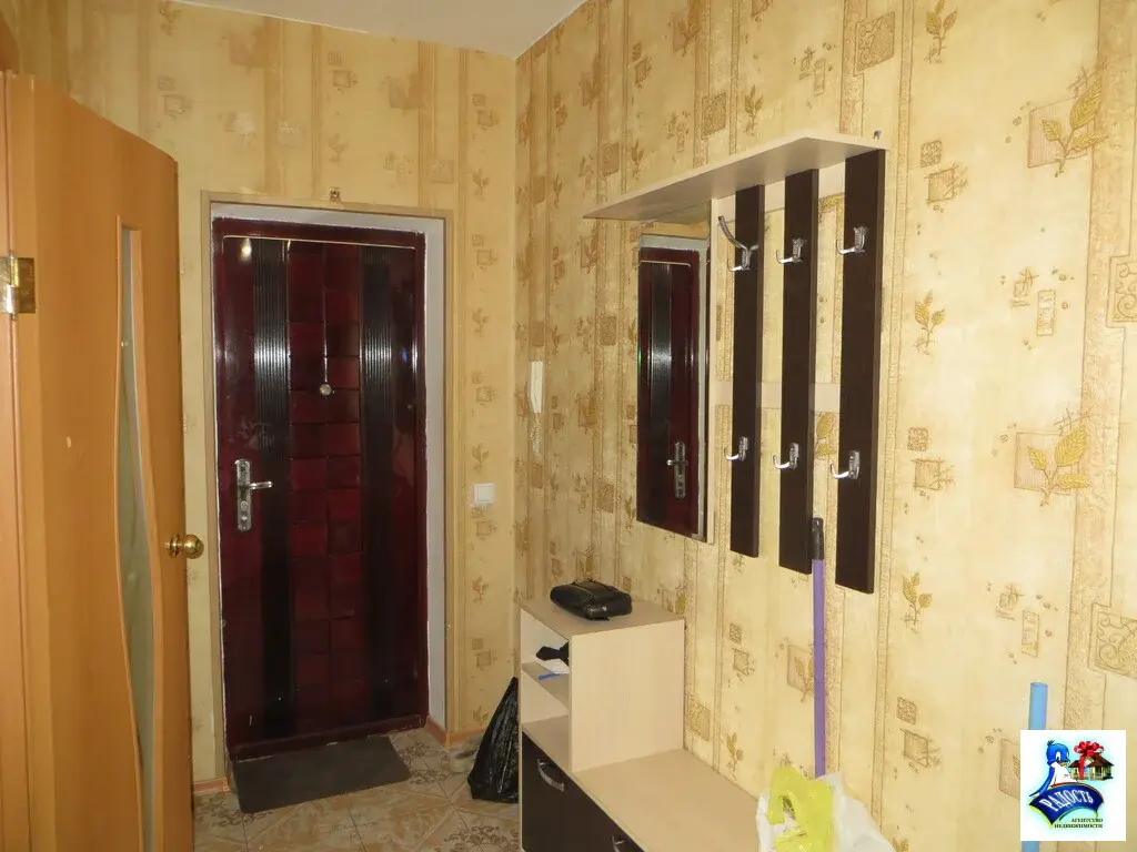 Продам отличную двушку в престижном районе с мебелью. - Фото 3