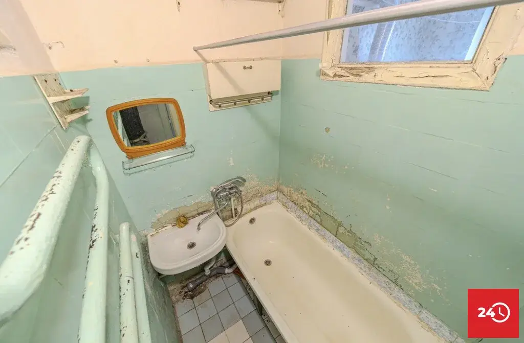 Продаётся 2-комнатная квартира в кирпичном доме по ул Ленинградская 6 - Фото 3