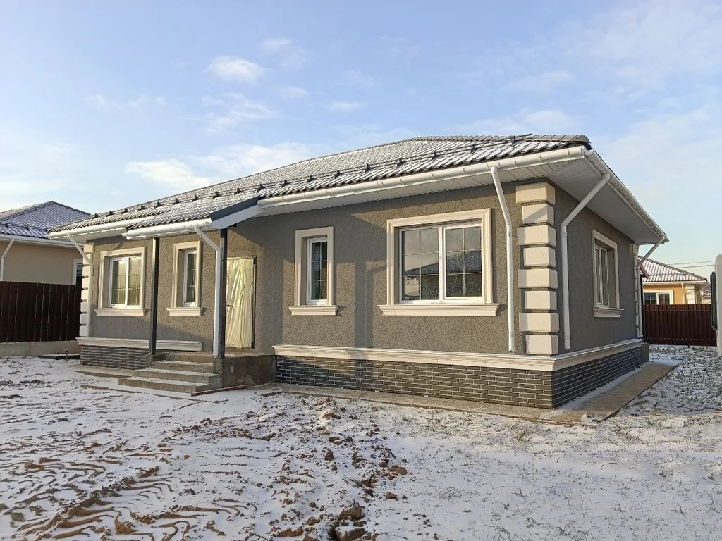 Коттедж 118.6 м2 с террасой на участке 6 сот. - Фото 1