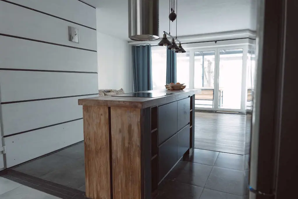 Дом с ремонтом и всеми центральными коммуникациями - Фото 4