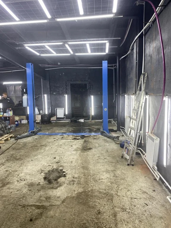 Коммерческое здание, 1349,6 кв. м. (с земельным участком) - Фото 16