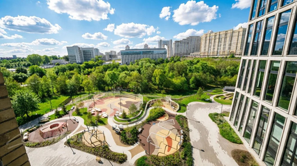 Продажа 3-к квартиры, 80,4  км.м., 8/52 этаж - Фото 3