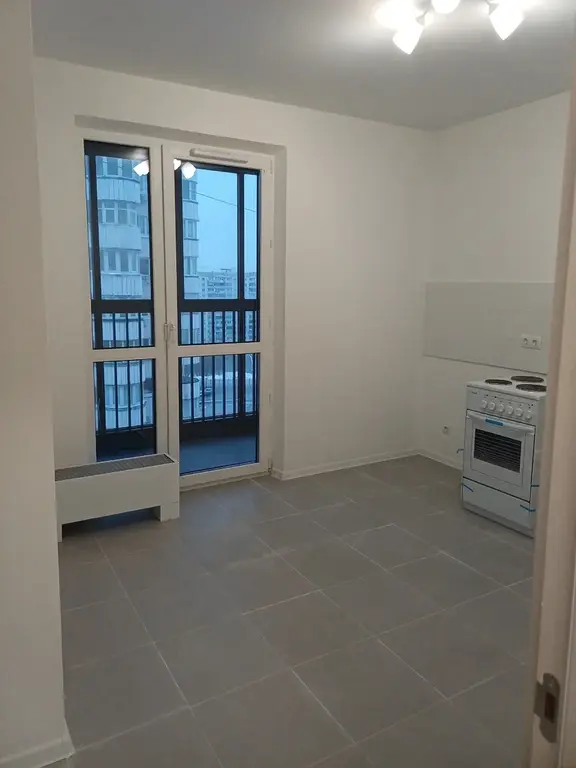 Кантемировская 41к1  1-но комн .кв. в новом доме с отделкой - Фото 0