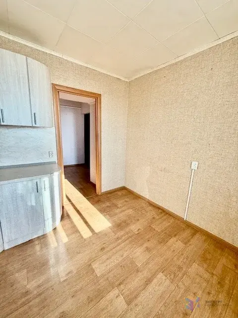 Продам квартиру - Фото 12