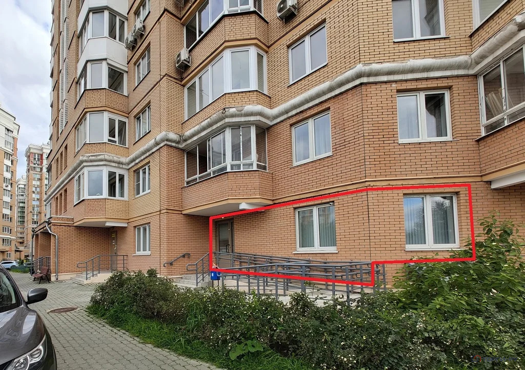 Продажа торгового помещения, 6-я Радиальная улица - Фото 2