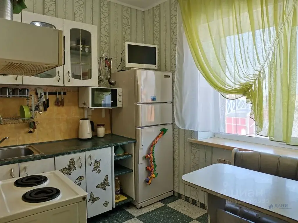 Продаю двухкомнатную квартиру 54.3м ул. Каширина, 12/51, Магаданская . - Фото 1