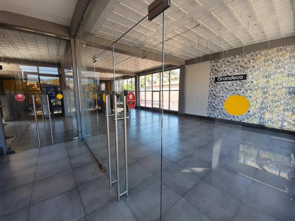 Торговое помещение 205.9 м2 в аренду - Фото 4