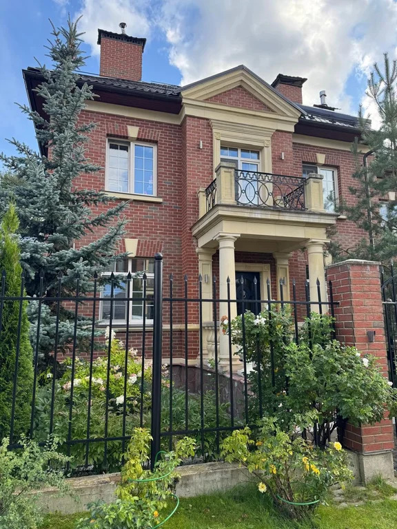 Дизайнерский Таунхаус 290 м2 на участке 6 сот. - Фото 2