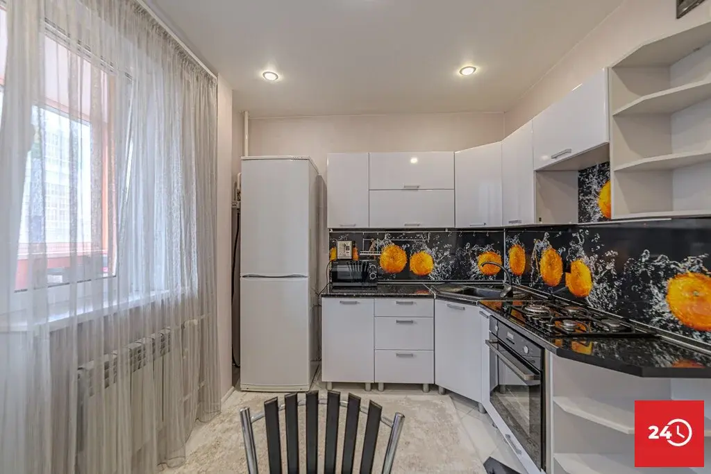 В продаже 2 к.кв площадью 51 кв.м. с ремонтом по адресу ул. Фонтанная - Фото 2