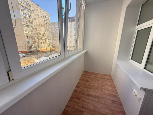 Продам трехкомнатную (3-комн.) квартиру, Коминтерна ул, 127, Нижний... - Фото 9