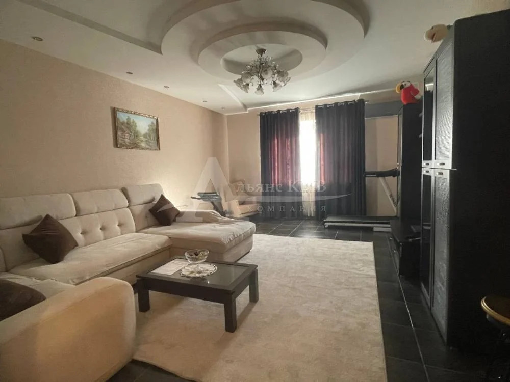 Продажа квартиры, Минеральные Воды, ул. Дружбы - Фото 1