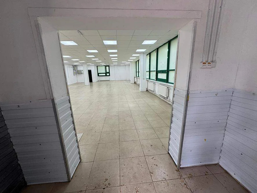 Торговое помещение 162.2 м2 - Фото 4