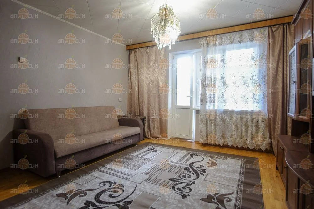 2-комн. квартира - Фото 2
