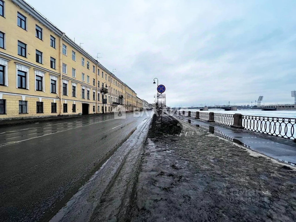 Санкт-Петербург, набережная Макарова, д.18, 2-комнатная квартира на ... - Фото 0