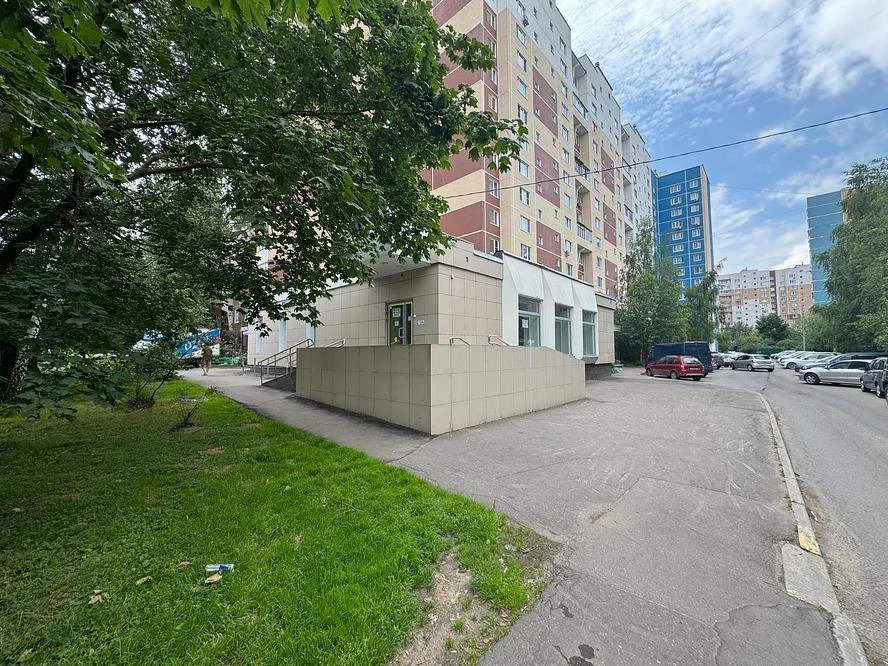 Торговое помещение 385.3 м2 - Фото 2