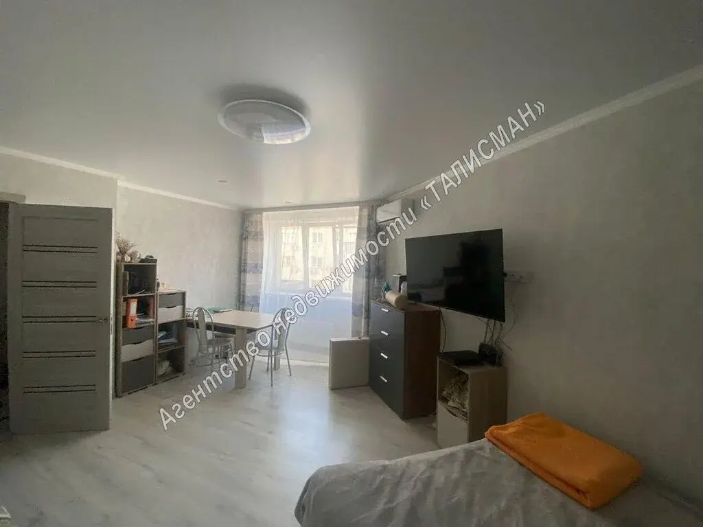 Продам квартиру 1-комн. 38 кв.м., в г. Таганроге, ЖК "Дельфин" - Фото 1