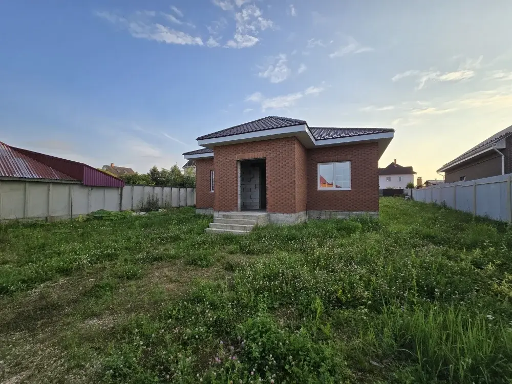 Продаю дом 130 кв.м. с банным комплексом на уч. 10 сот в пос. Дорохово - Фото 1