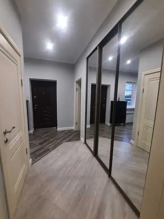 Современный дом у озера - Фото 5