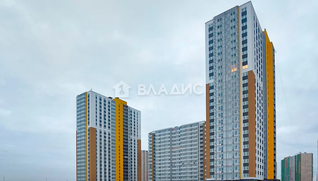 Санкт-Петербург, Чарушинская улица, д.24к1, Квартира на продажу - Фото 1