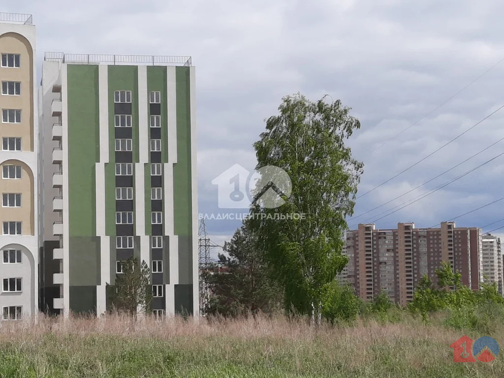 городской округ Новосибирск, Новосибирск, улица В. Высоцкого, д.143/6, ... - Фото 2