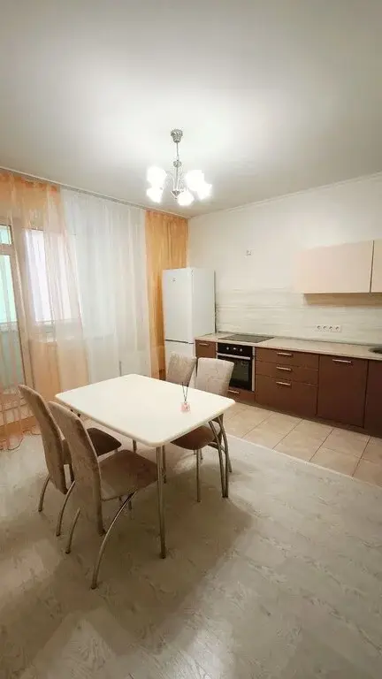 Продается просторная однокомнатная квартира - Фото 1