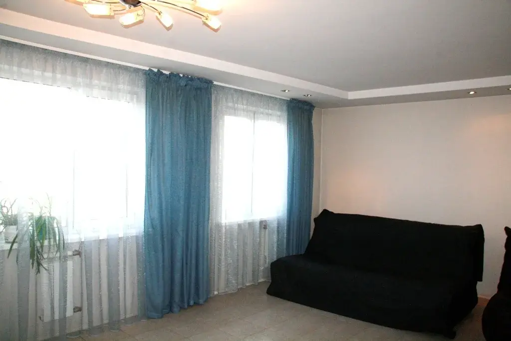 Продам 4 комнатную квартиру ул/планировки в Кольцово - Фото 1
