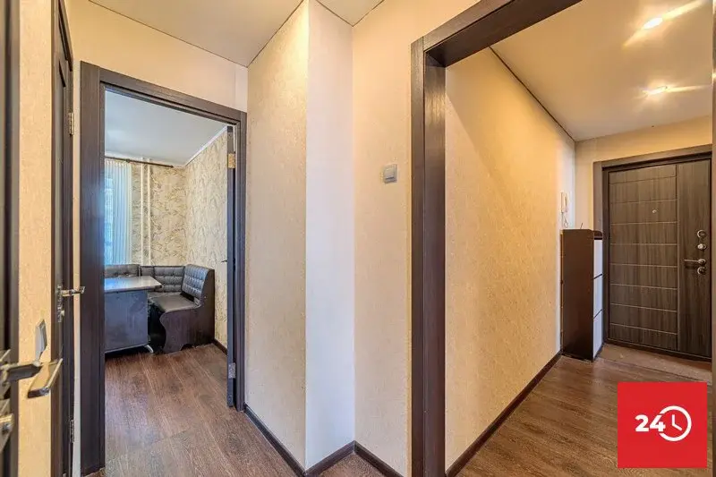 Продаётся просторная 3 комнатная квартира по ул. Зеленодольской 68 - Фото 14