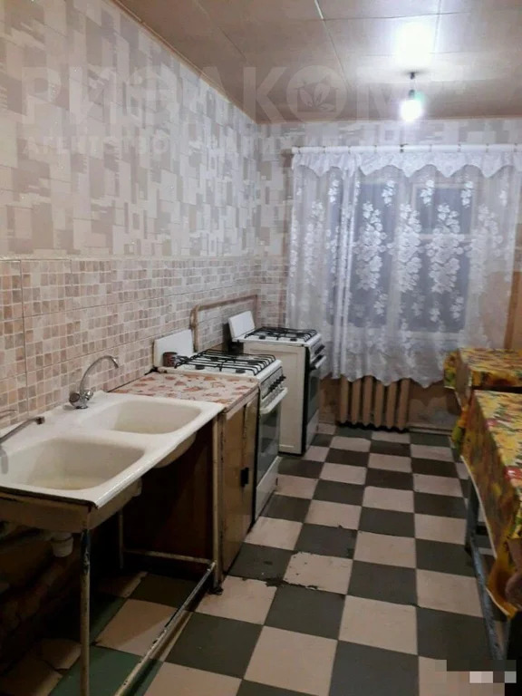 Комната 14 м в 4-к, 5/5 эт. - Фото 0