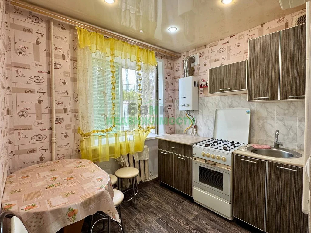 Продажа квартиры, Вольск, ул. Краснооктябрьская - Фото 1