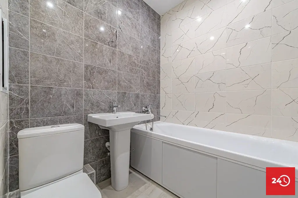 Евро 2-х комнатная квартира по ул. Натальи Лавровой 20 - Фото 1